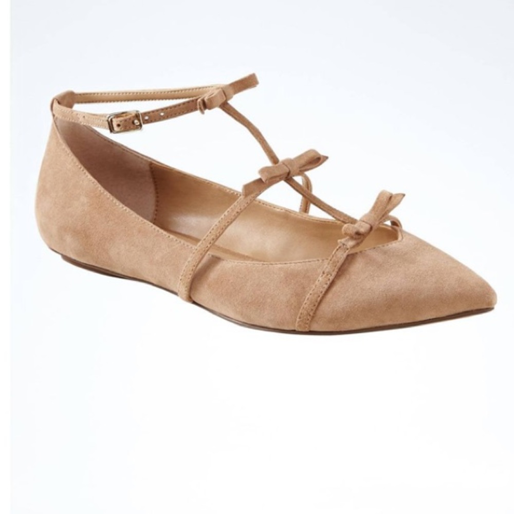 Banana Republic Tripple Bow Flats